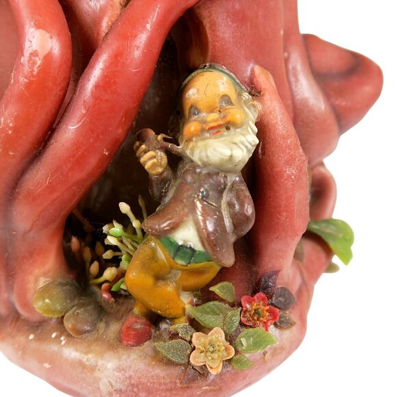 Vintage Tree Stump Candle – Gnome & Raccoon Scene, 1970s Boho Cottagecore Decor - Picture 2 of 8